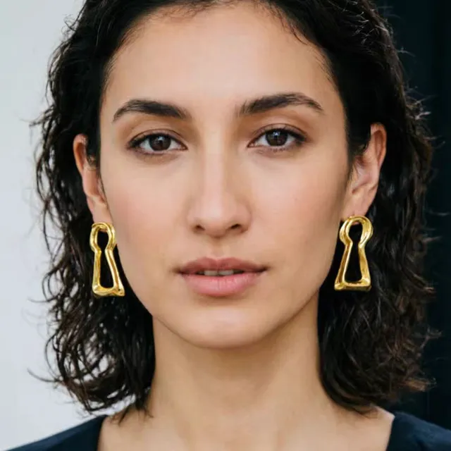 Gold-Tone Textured Keyhole Silhouette Earrings 2