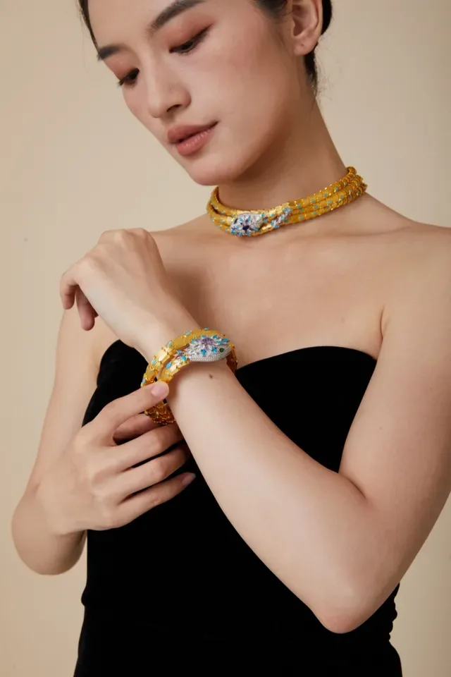 Gold-Toned Multi-Strand Gem-Encrusted Snake Motif Choker Bracelet 3