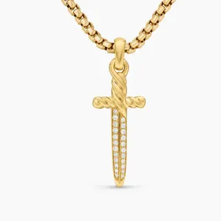 Collier avec pendentif en forme de poignard doré blanc à motif de corde tordue