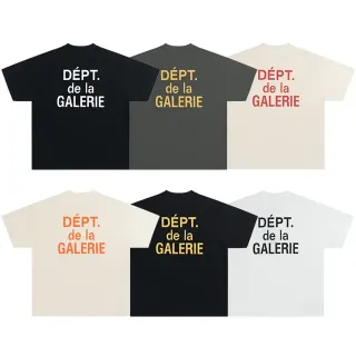 تي شيرت أوفرسايز بطباعة جرافيك 'Dépt. de la Galerie'