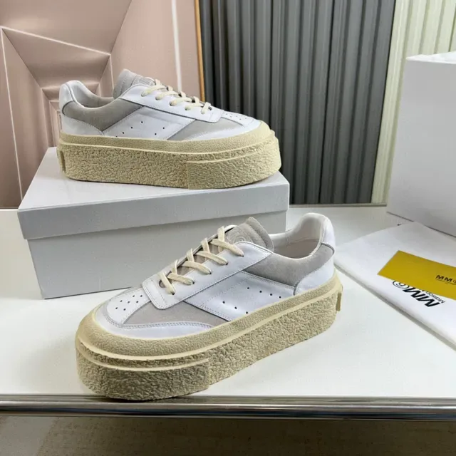 Gray Beige Platform Sole Textured Rubber Midsole Sneakers 7