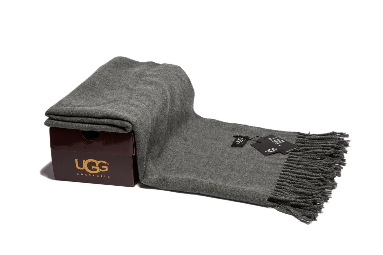 Gray Knitted Braided Fringe Scarve 8