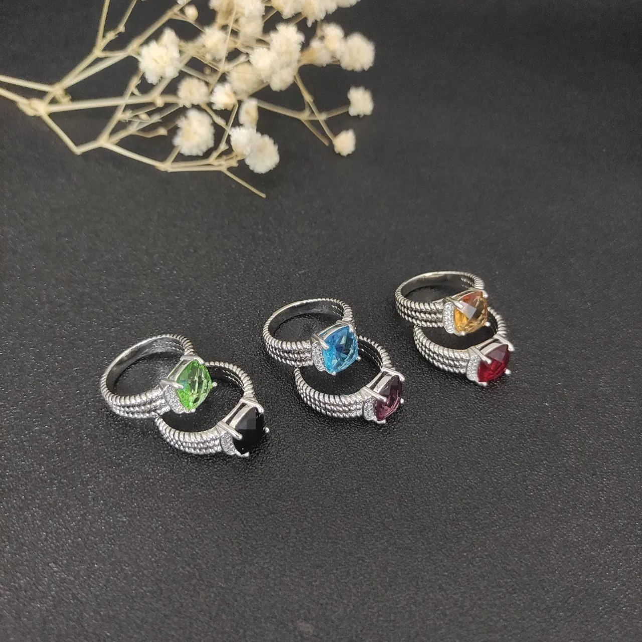 Green Silver Cushion-Cut Gemstone Triple Braided Band Ring 6