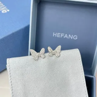 HEFANG فراشة Pavé أقراط كريستال ستد