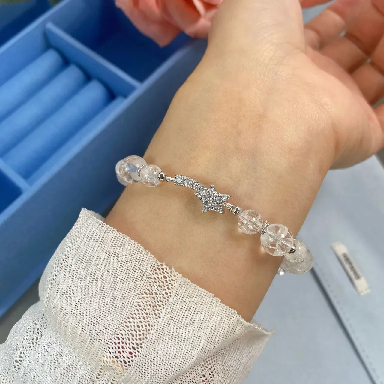 HEFANG Clear Beaded Star Charm Bracelet 2