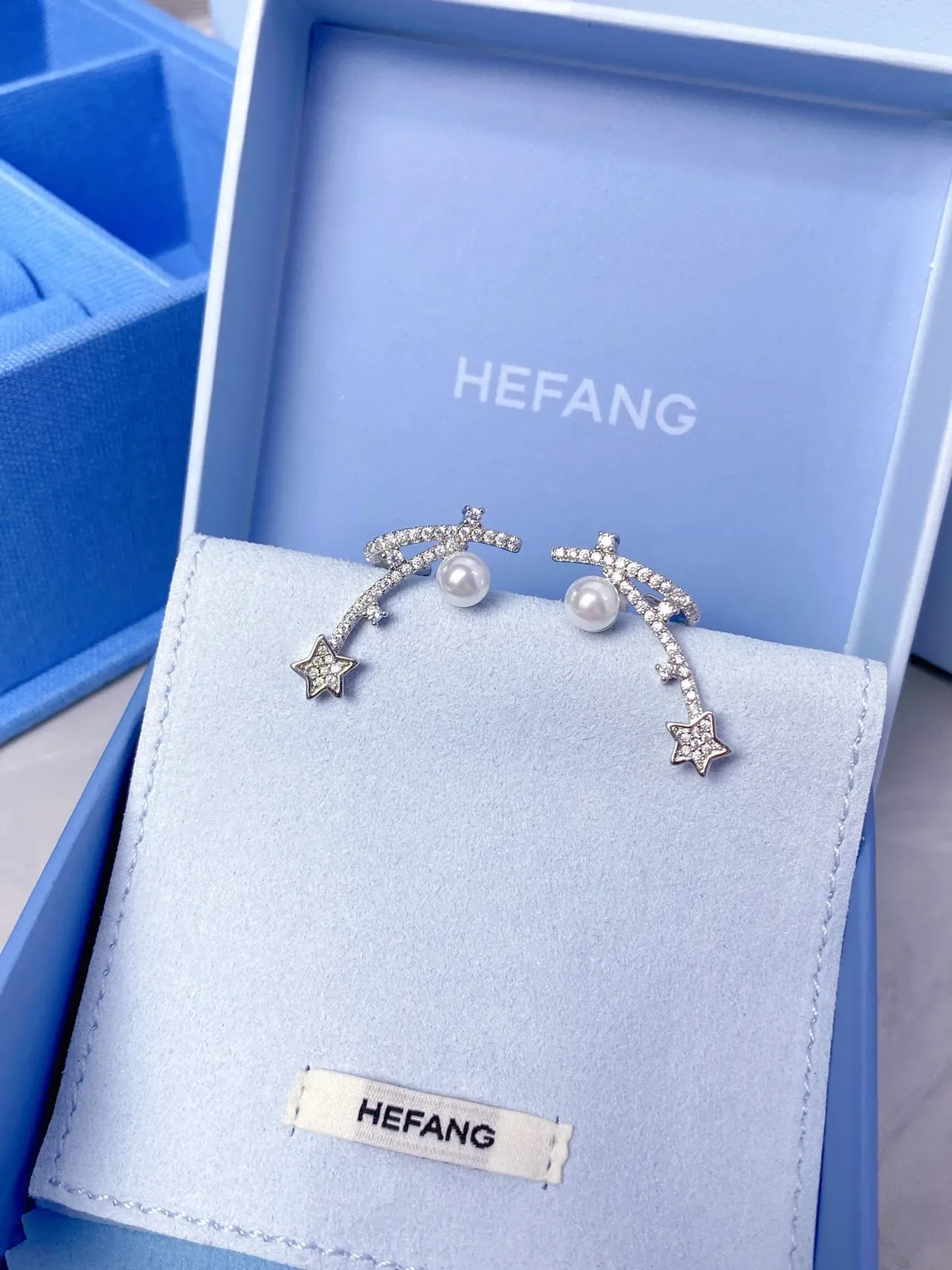HEFANG Pearl and Crystal Star Ear Cuffs Earrings 6