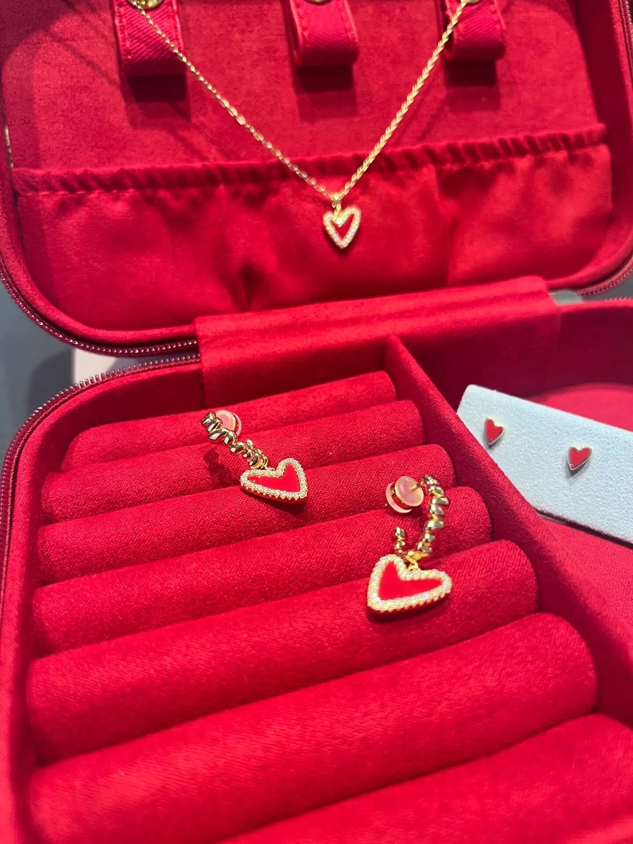 HEFANG Collier en or rouge avec pendentif en forme de cœur émaillé au centre 4