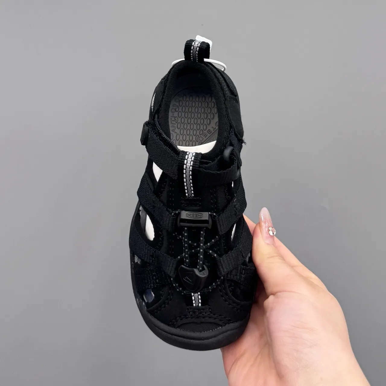Keen Newport Kids Black Casual Sandals 18
