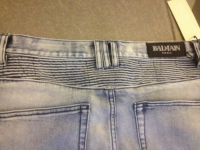 Light-Wash Moto-Panelled Distressed Jeans 2
