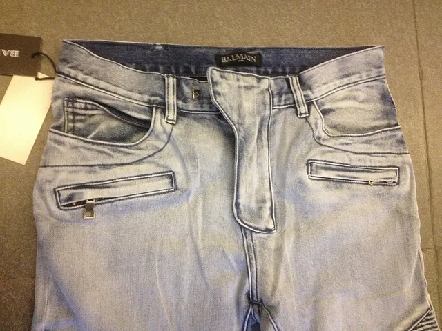Light-Wash Moto-Panelled Distressed Jeans 4