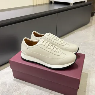 Off-White أحذية رياضية جلدية Low-Top Lifestyle