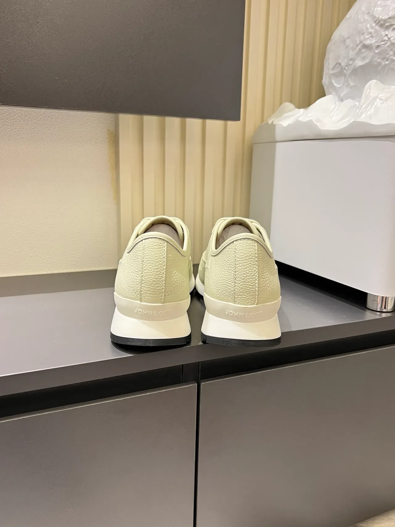 Off-White Sneakers Lifestyle en Cuir Texturé à Profil Bas 2