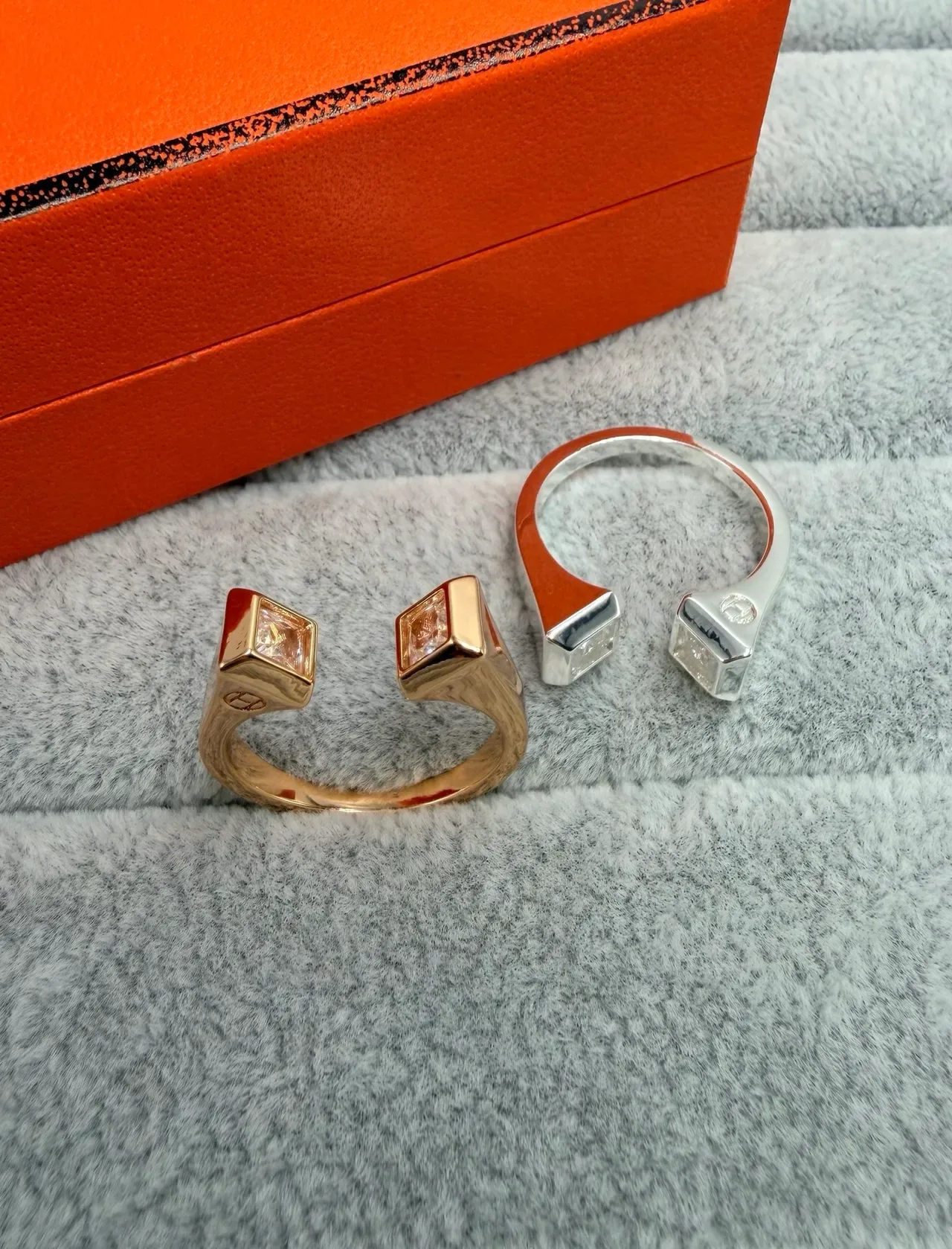Orange Gold Open-Band Square Bezel Ring 6