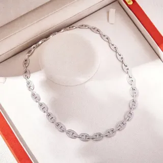 Pavé-Set H-Motif Link Chain Necklace