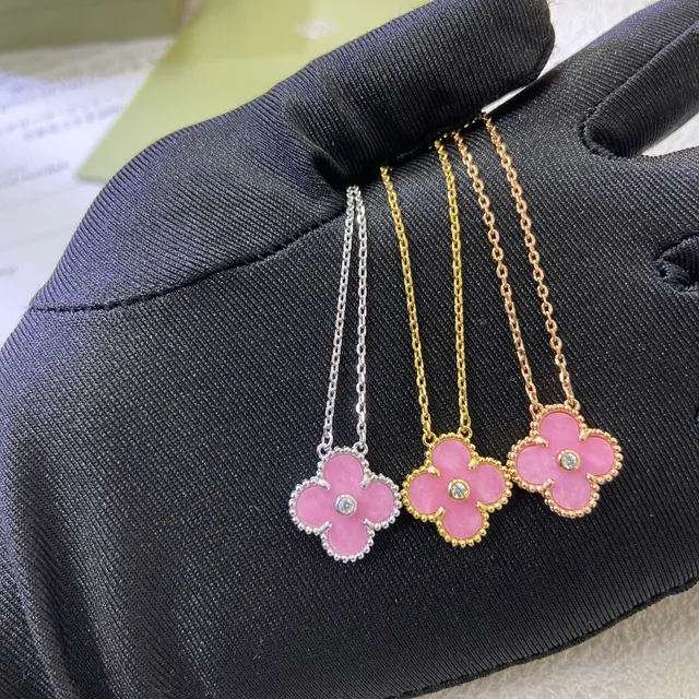 Pink Gold Flower-Shaped Pendant Enamel Inlay Necklace 5