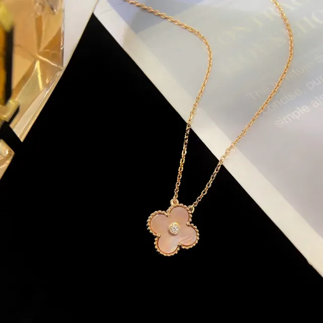 Pink Gold Four-Petal Flower Pendant Beaded Border Necklace 4