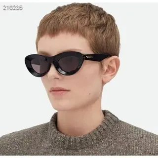 Gafas de sol en acetato cat-eye rojo brillante 4