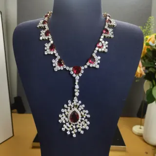 Red Gemstone and Crystal Floral Motif Pendant Necklace