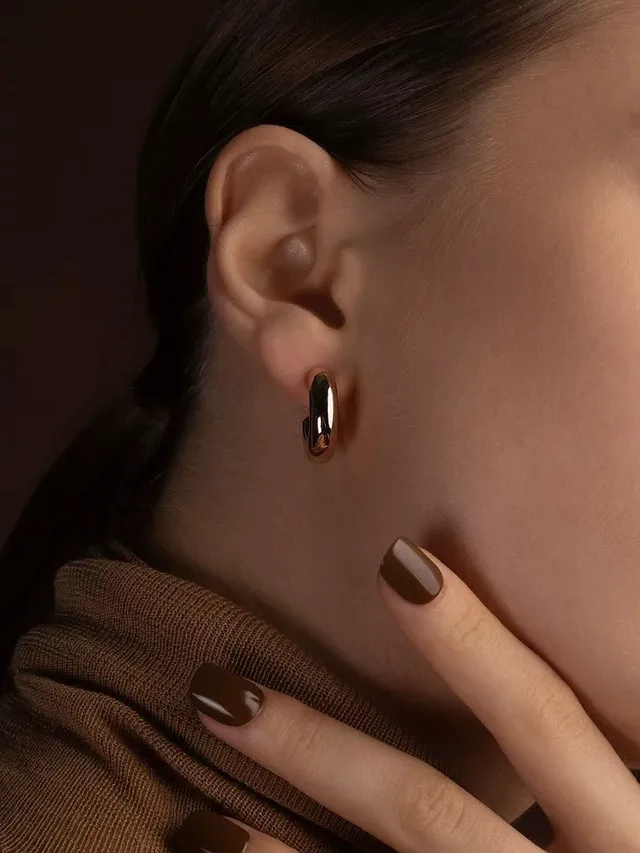 Rose Gold C-Shaped Hoop Earrings 2