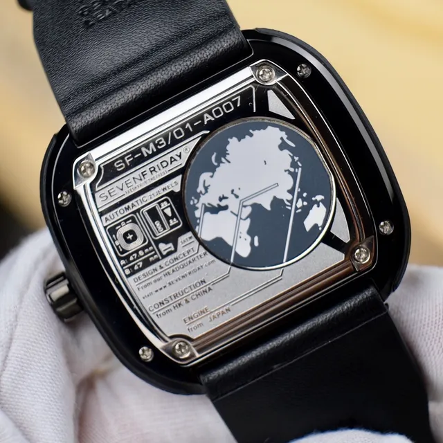 SEVENFRIDAY P1 Series काली केस पीली सबडायल यांत्रिक घड़ी 4