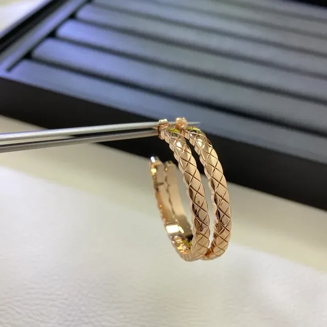 Silver Gold Quilted Diamond-Pattern Surface Hinged Hoop Design Earrings 4