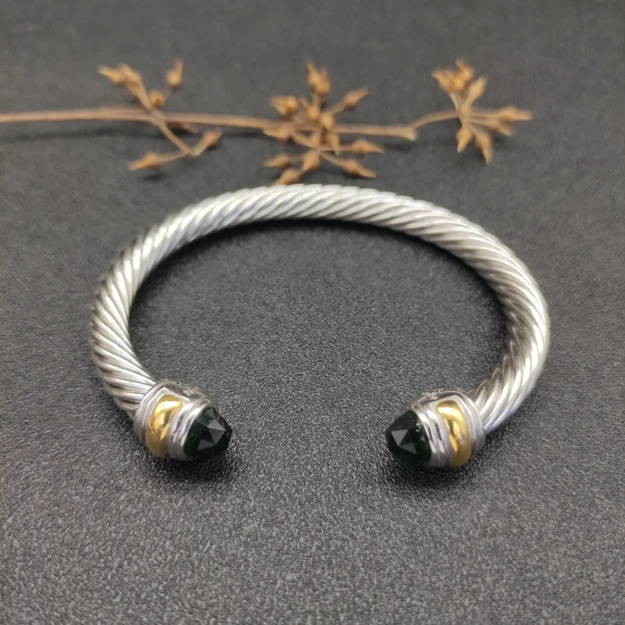Silver Green Twisted Cable Faceted Stone Ends Bracelet 9