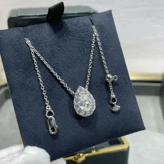 রৌপ্য সাদা টিয়ারড্রপ-কাট সেন্ট্রাল পাথর হ্যালো সেটিং হার