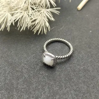 Silver White Twisted Rope Band Faceted Cabochon Ring