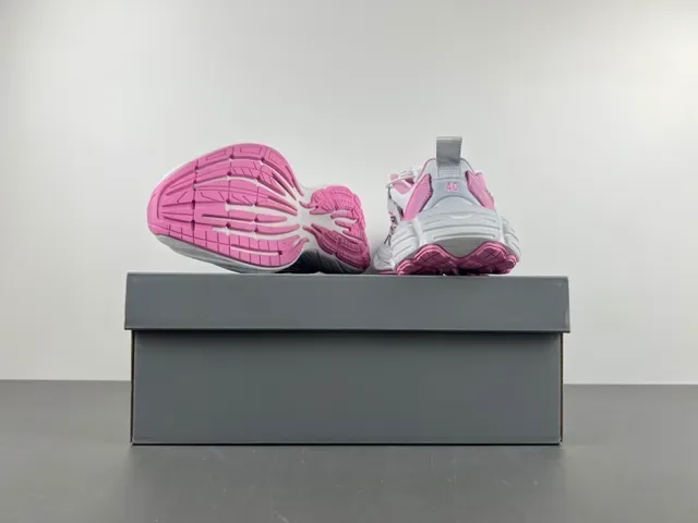 Skechers D'Lites सफेद गुलाबी प्लेटफॉर्म सोल लेयर्ड सिंथेटिक ओवरले चंकी स्नीकर्स 14