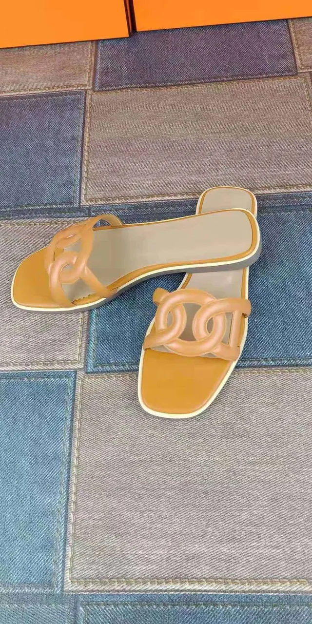 Tan Interlocking Chain Strap Square Toe Slippers 4