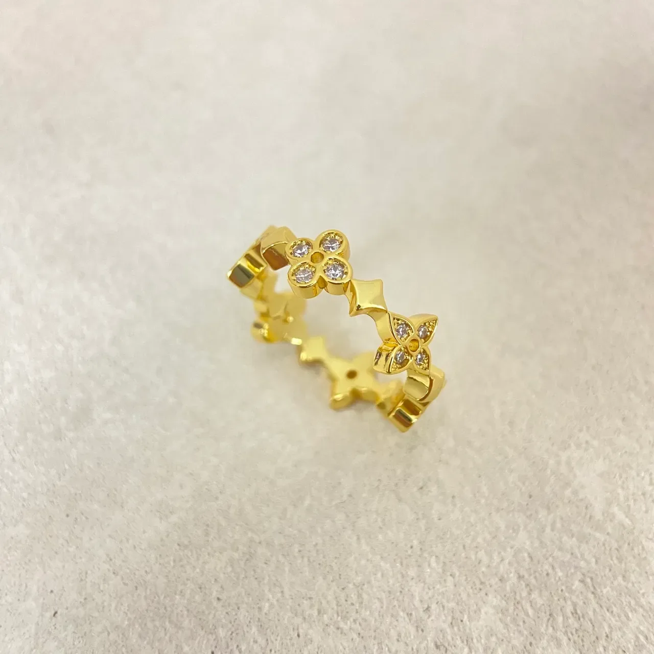 Three-Tone Gold Floral Pavé Multi-Band Ring 4