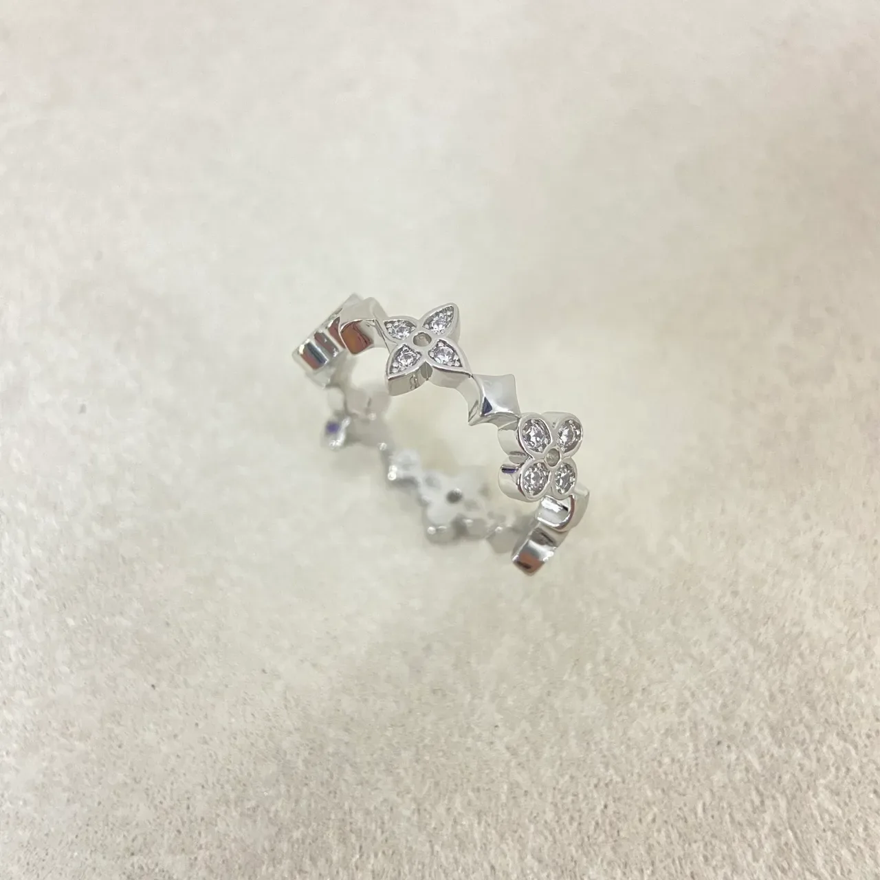 Three-Tone Gold Floral Pavé Multi-Band Ring 5