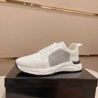 Zapatilla Lifestyle Blanco y Gris Monogramada con Media Suela Esculpida