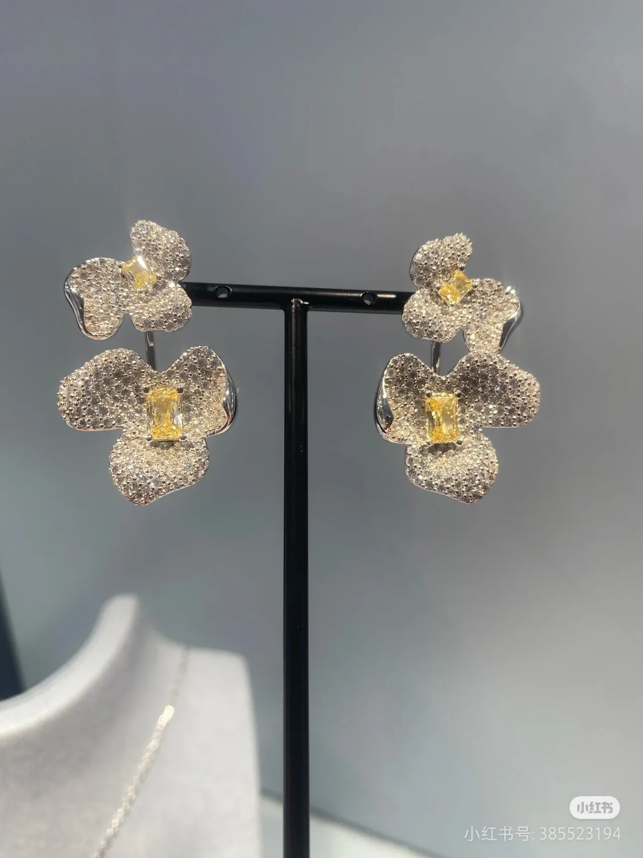White Yellow Floral Motif Pavé-Set Earrings 5