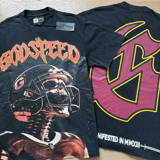 T-shirt noir Godspeed motif casque crâne 4