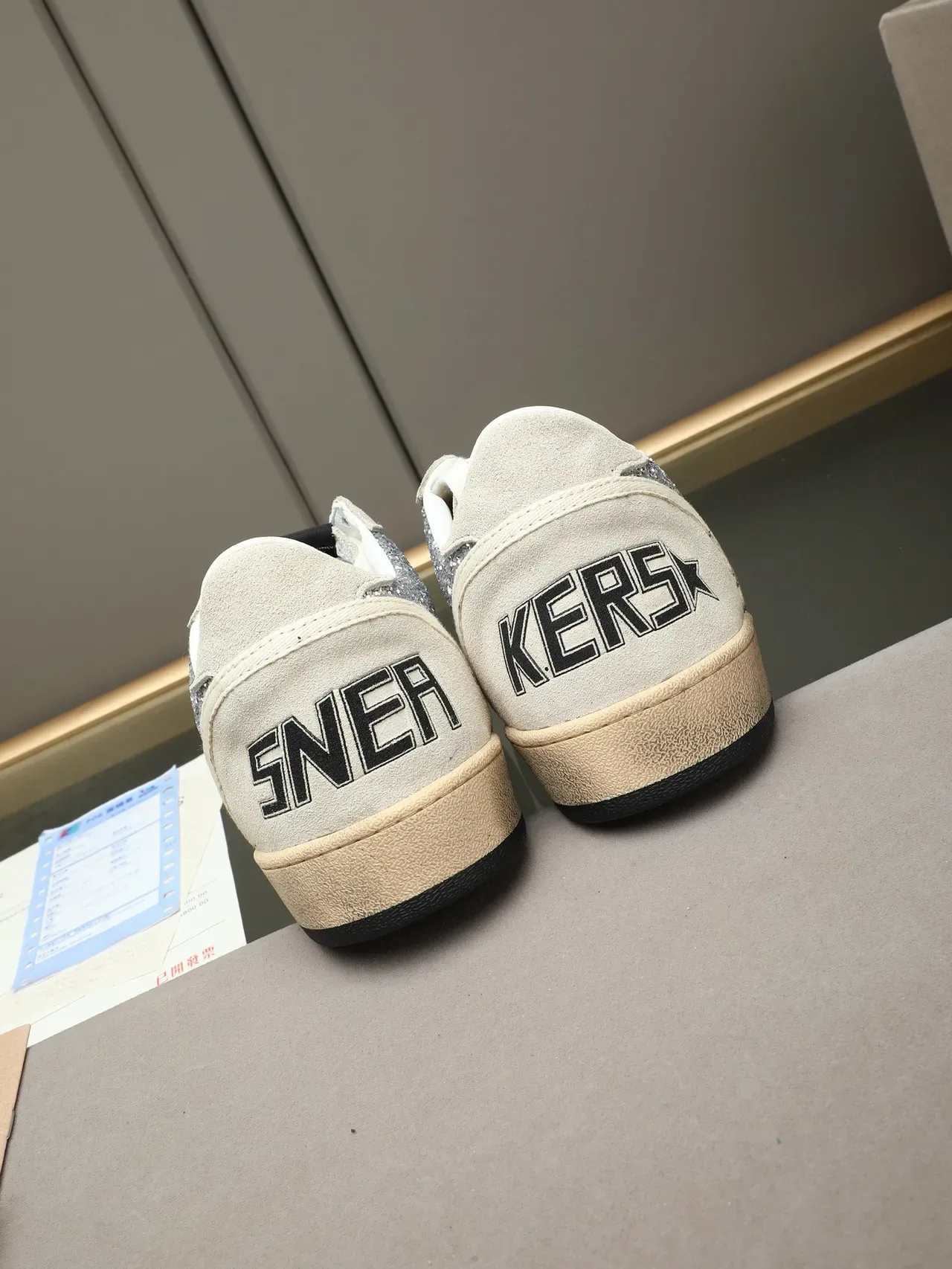 Golden Goose Super-Star Glitter Star Sneakers Lifestyle en Daim 3