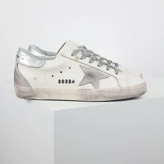 Golden Goose Superstar সাদা ও রূপালী distressed লाइফস্টাইল स्निकार 3