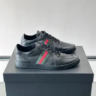 Gucci Ace 黑色皮革 Web Stripe 生活方式运动鞋