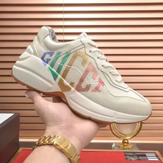 Gucci Beige Zapatillas Chunky con Suela Multicolor y Logo Glitter