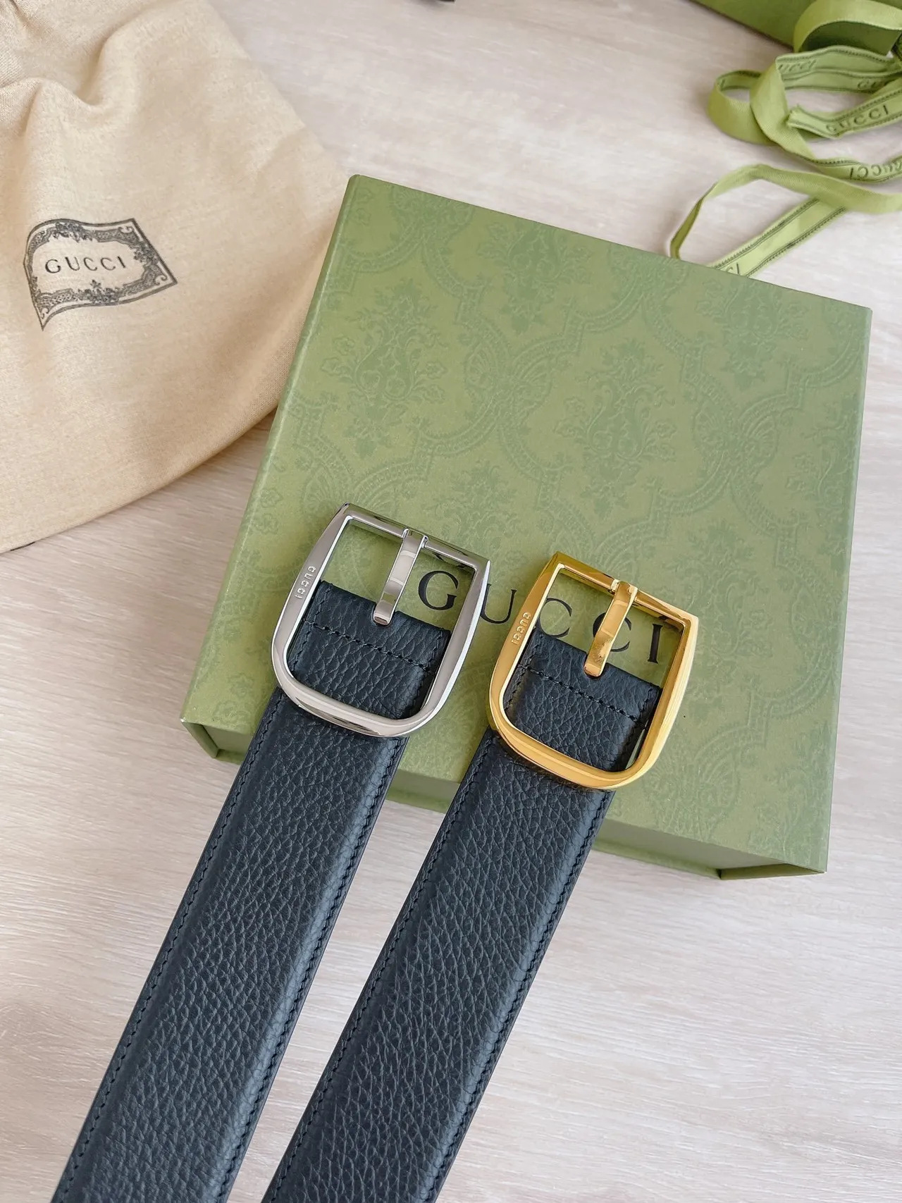 Gucci Black Gold Pebbled Rectangular Buckle Leather Belt 9