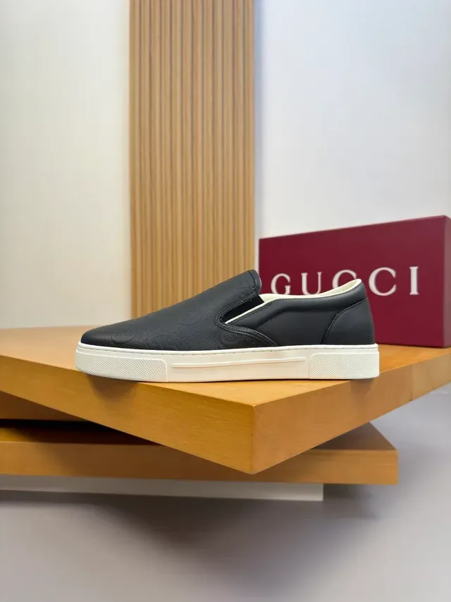 Gucci Black White Embossed GG Monogram Slip-On Construction Loafer 4