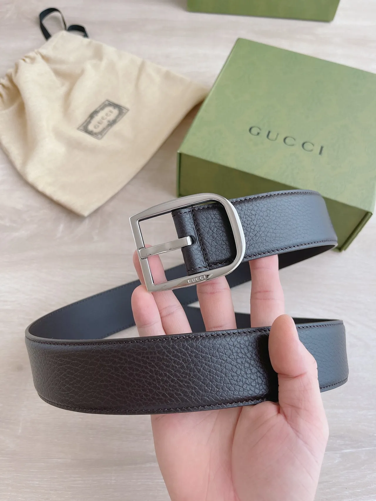 Gucci Cinto marrom prata texturizado fivela retangular de couro 3
