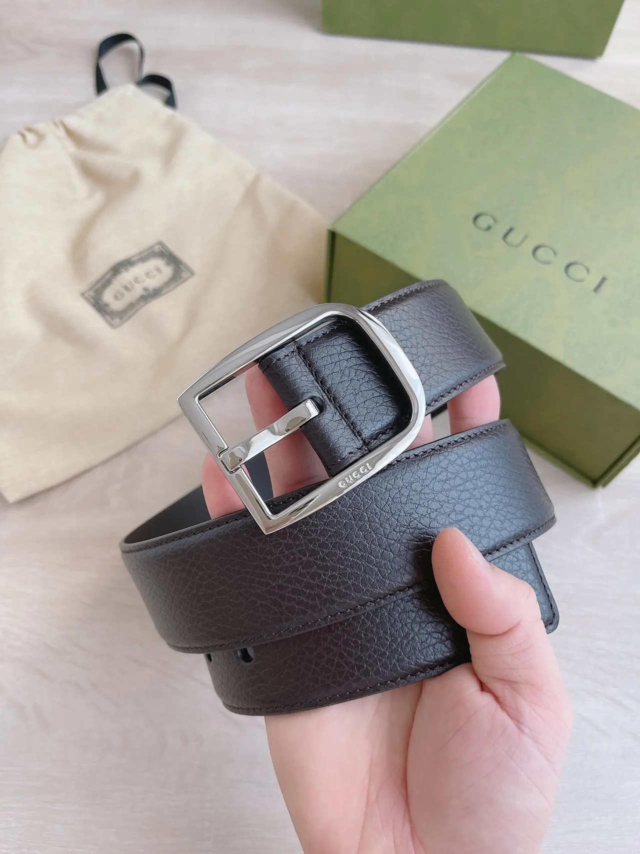 Gucci Cinto marrom prata texturizado fivela retangular de couro 8
