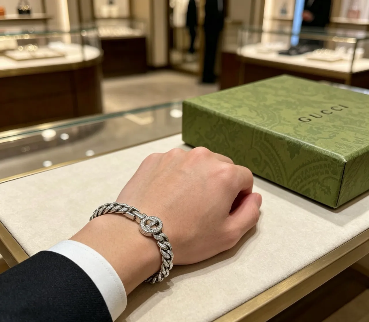 Gucci Crystal Curb Link Silver Transparent Interlocking G Clasp Bracelet 4