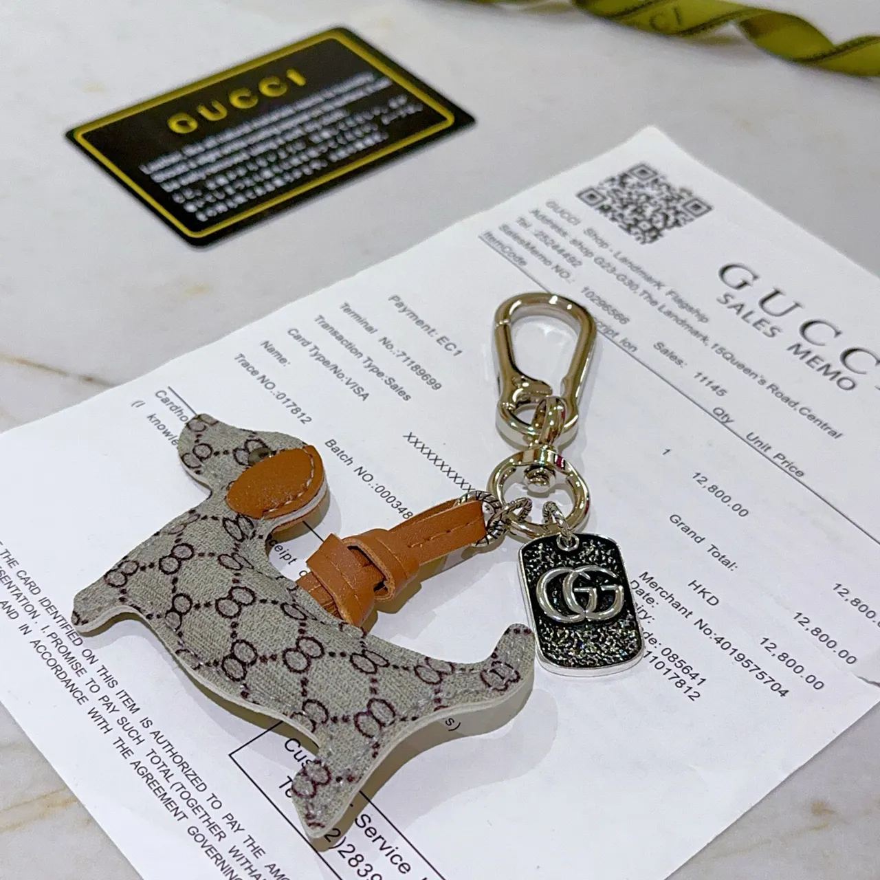 Gucci Dachshund Keychain بيج بني شكل كلب ظل GG Monogram Canvas Crossbody Bag 6