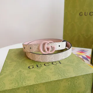 Gucci GG Marmont Cinturón de cuero beige y rosa de resina con Interlocking G