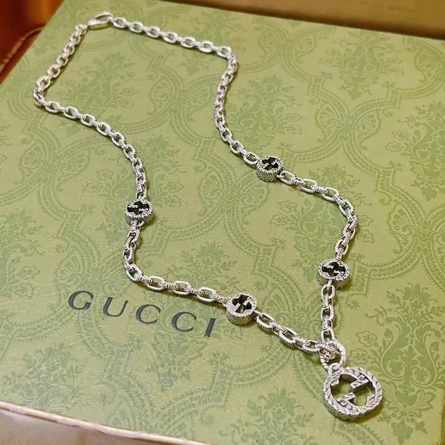 Gucci GG Marmont Interlocking G Silver-Toned Chain Necklace 9