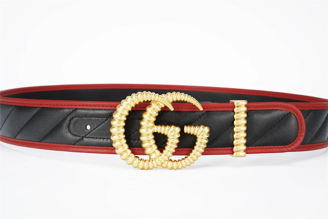 Gucci GG Marmont 绗缝黑色和红色皮革腰带 3
