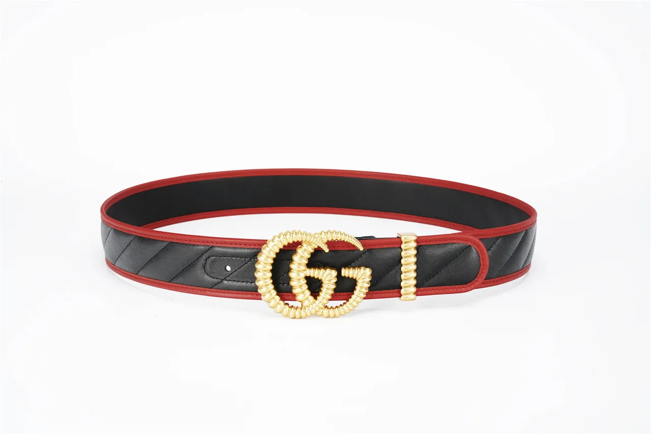Gucci GG Marmont 绗缝黑色和红色皮革腰带 4