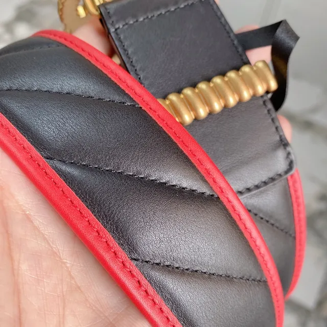 Gucci GG Marmont Ceinture en cuir noir et rouge matelassée 4